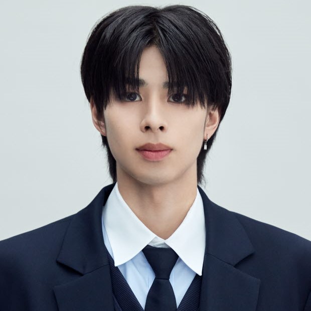Manabe Jin (真鍋仁) / (마나베 진)