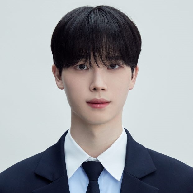Song Hyung-seok (송형석)