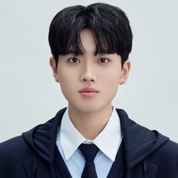 Zhang Jinglong (张景龙) / (장경용)